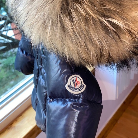 COPY - This coat is still brand new no stains no nothing . - Picture 1 of 2